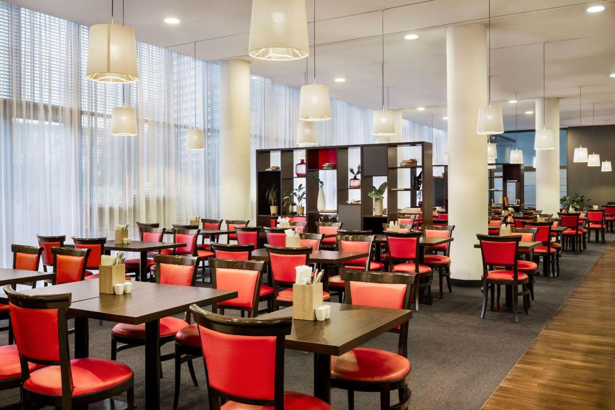 Vienna House Easy Hotel